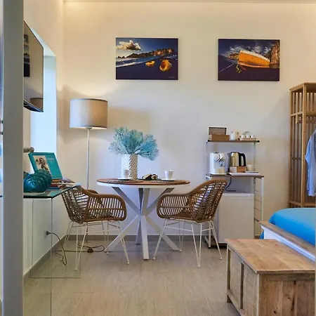 ベッド・アンド・ブレックファスト That's Capri 3*